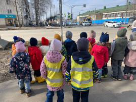 Экскурсия "Мы знаем ПДД" Экскурсия "Мы знаем ПДД".